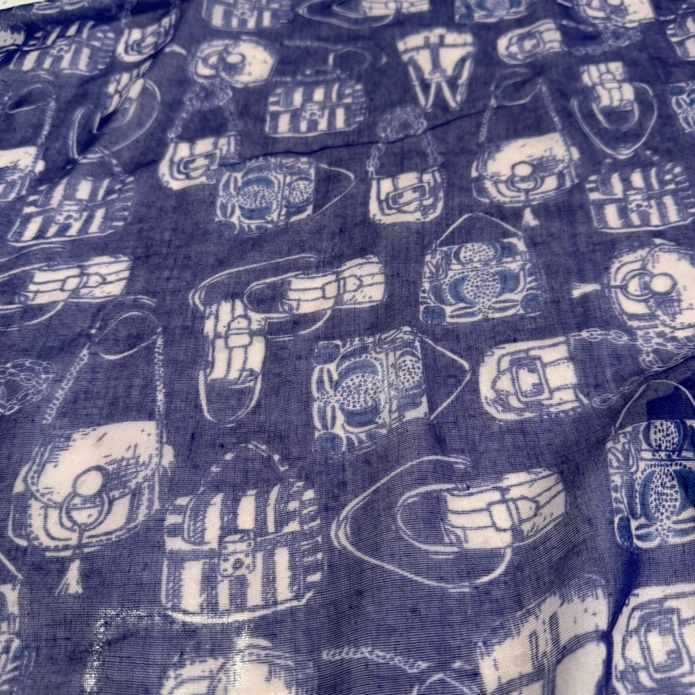 The Limited Purse Print Scarf Wrap NWT - Picture 6 of 7